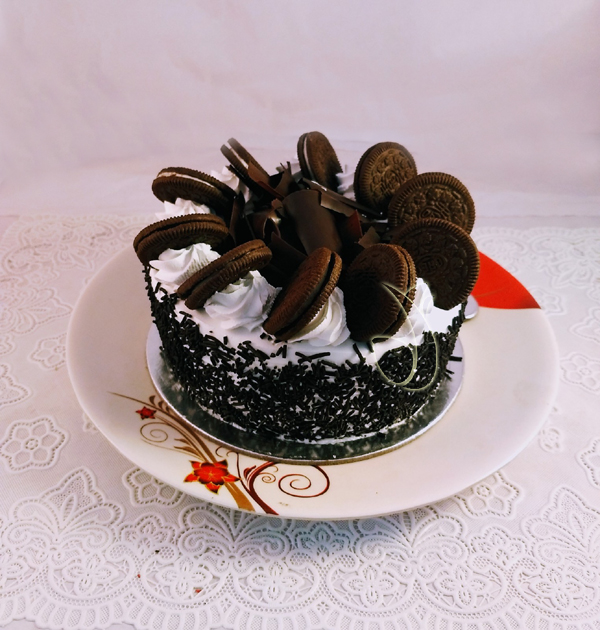 1Kg Oreo Cookies Cake cake delivery Delhi