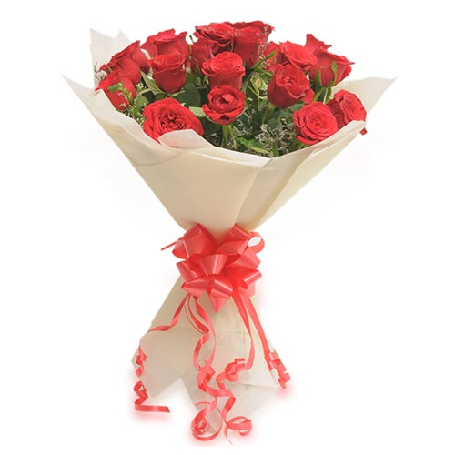 Bunch of 20 Red Roses in Paper Packing cake delivery Delhi